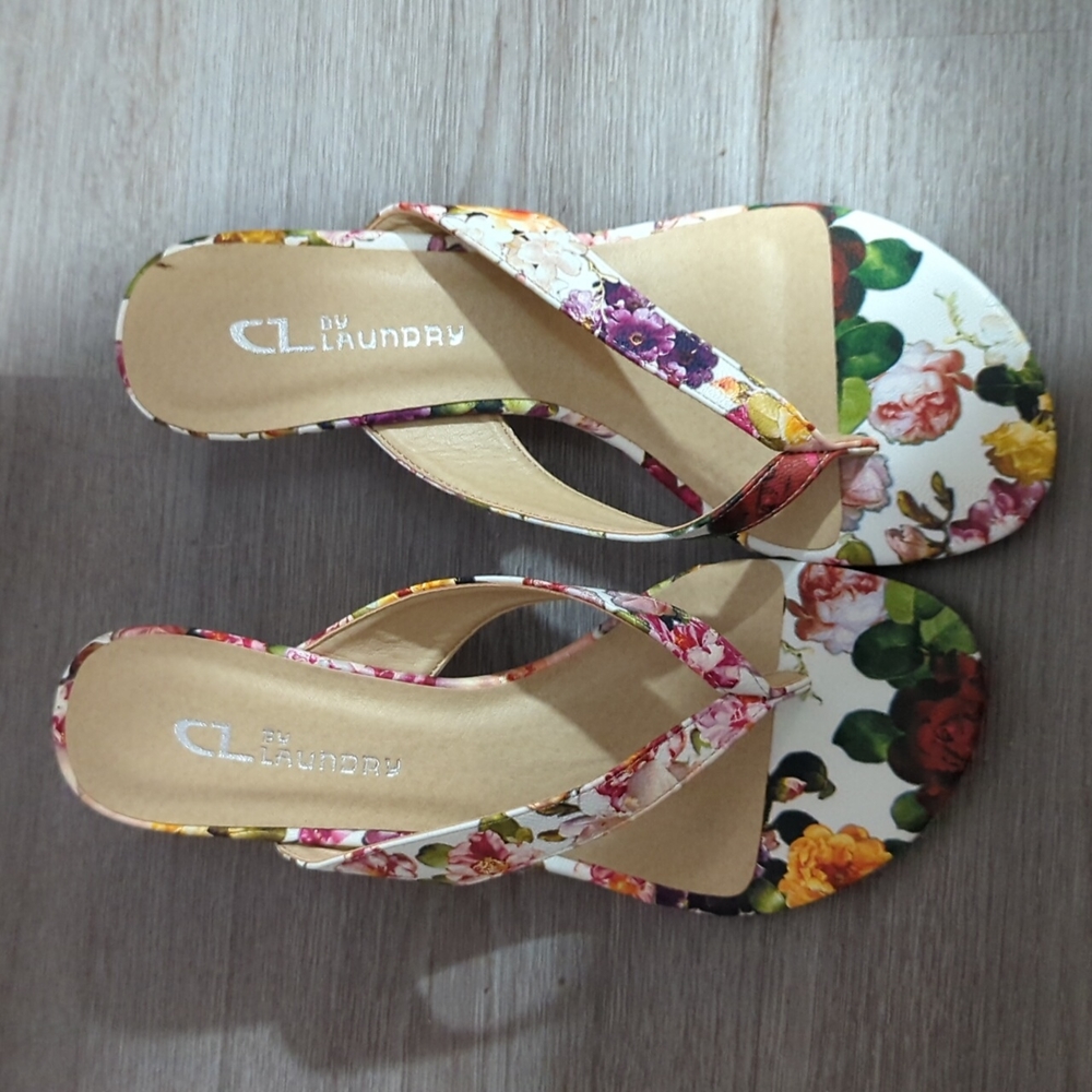 Chinese laundry wedges